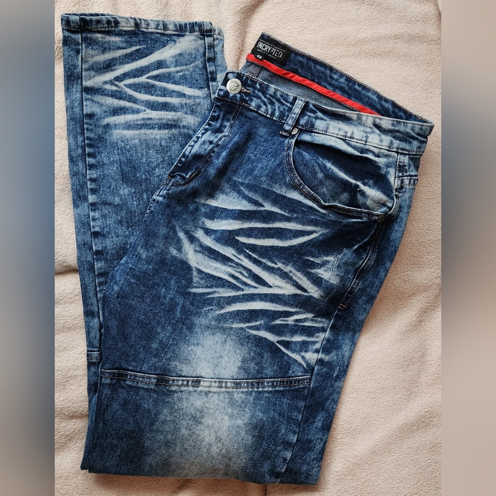 Encrypted Supply Co Trendy Distressed Blue Jeans for Men